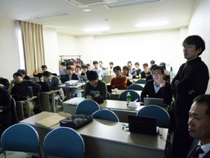 会場・ディスカッションの様子